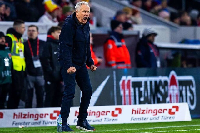 SC-Coach Christian Streich ist genervt...atistik zu verbessern&#8220;, sagt er.  | Foto: Tom Weller (dpa)