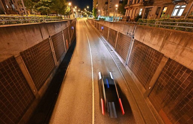 Tunnelsperrung angekndigt  | Foto: Michael Bamberger