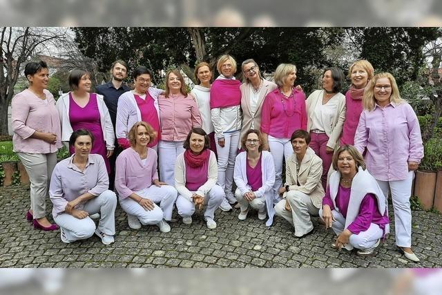 Der Freiburger Frauen-Jazzchor Jazzaffair tritt im Evangelischen Gemeindezentrum auf