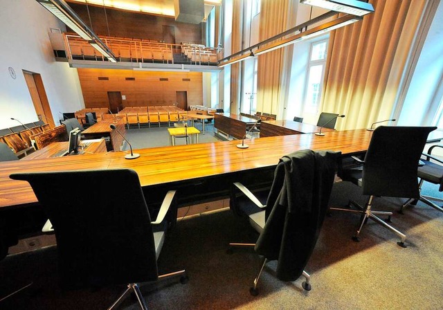 Ein Richtertisch im Amtsgericht: Hier ...zen &#8211; die Bewerbungsphase luft.  | Foto: Michael Bamberger