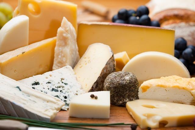 Zahlen, Sorten, Rekorde: 10 Dinge, die Sie über Käse wissen sollten