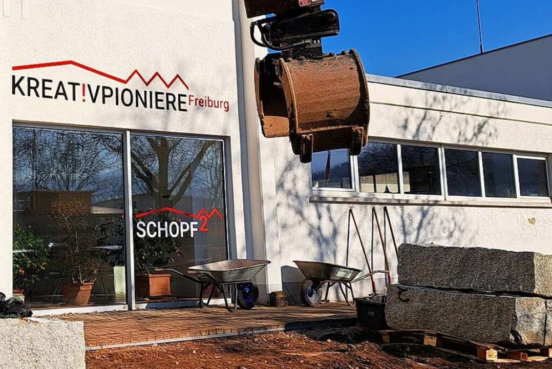Was nach Abriss aussieht, ist in Wirkl...e: Der Vermieter macht das freiwillig.  | Foto: Raimund Schall