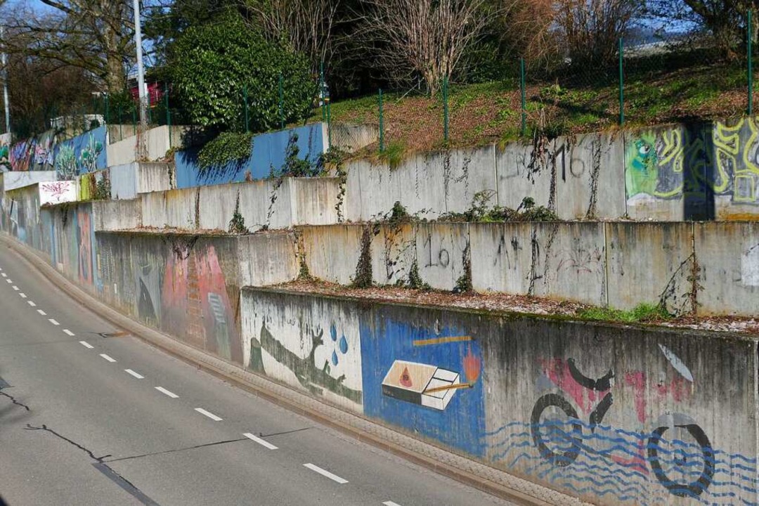 Wnde der Trompeterunterfhrung beim S... in Bad Sckingen: Platz fr Graffitis  | Foto: David Pister