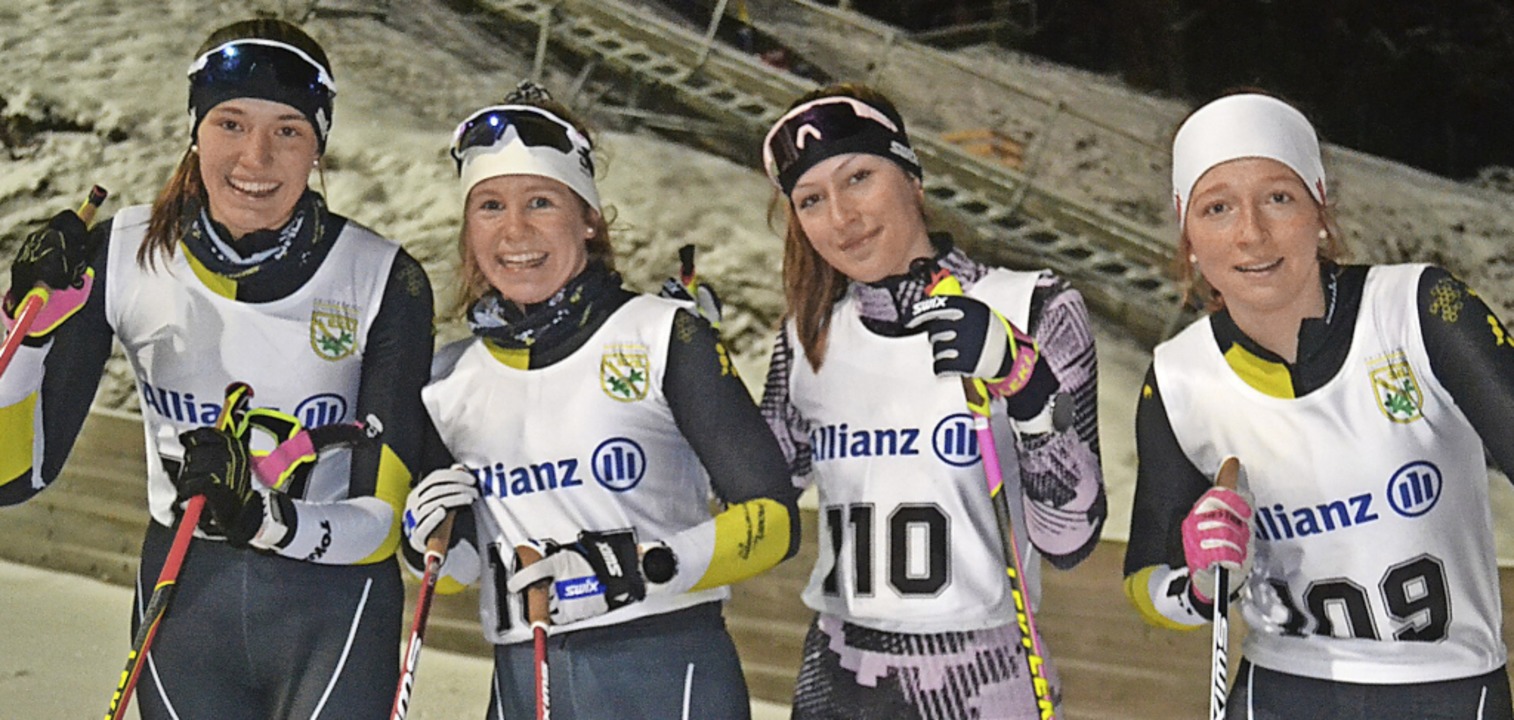 Spurtstark: (von links) Annika Straub,...e Maier, Louisa Haag und Lotta Schelb   | Foto: Helmut Junkel
