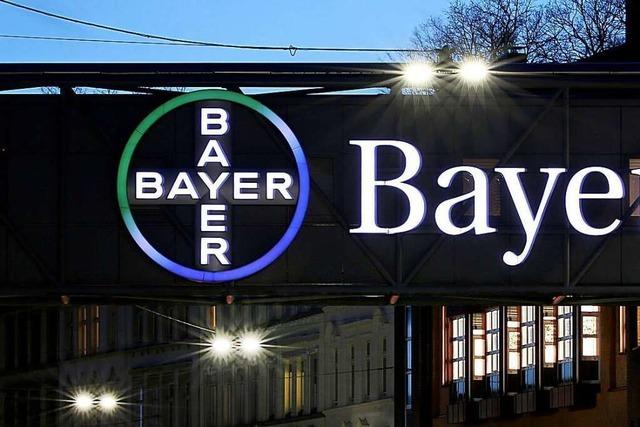 Bayer-Chef Baumann geht vorzeitig - Pharma-Chef von Roche kommt