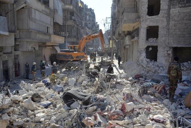 Fotos: Bilder zeigen Zerstörung nach Erdbeben in der Türkei und Syrien