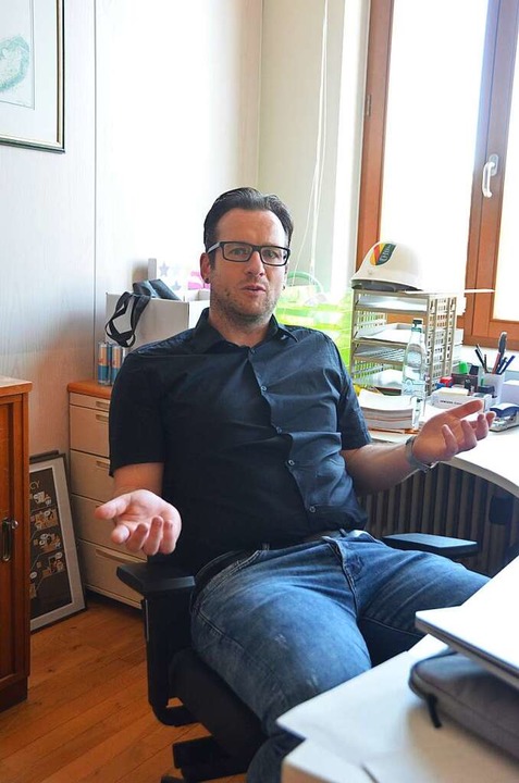 Marco Kern ist seit April 2020 Hauptamtsleiter in Gundelfingen.  | Foto: Sebastian Krüger