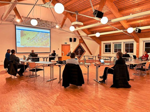 Im Gemeinderat drfen sich auch Brger...Sitzung aus Feldberg im November 2022.  | Foto: Merlin Frey