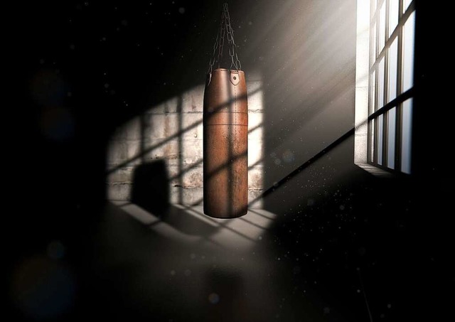 Im Keller einer Sporthalle hat der Kic...t. Dafr muss er in Haft (Symbolfoto).  | Foto: alswart (stock.adobe.com)