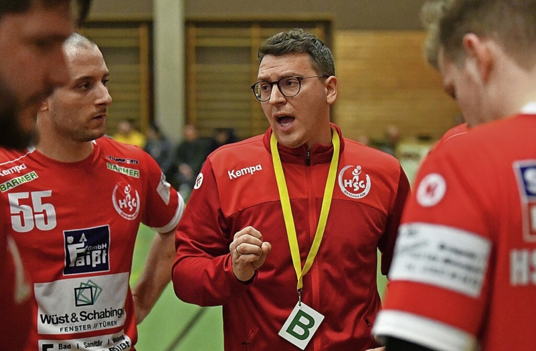Hatte nur fnf Spieler im Training: HSG-Trainer Gregor Roll  | Foto: Wolfgang Knstle