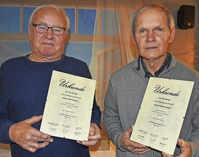 Willi  Scherer (links) und Helmut Maye...hrt. Auf dem Foto fehlt Gerhard Bosch.  | Foto: Roland Vitt