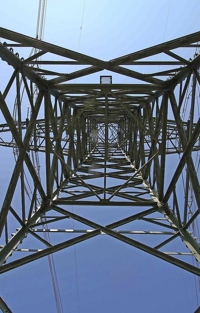 Der Ausbau des deutschen Stromnetzes wird teuer.  | Foto: Wolfgang Runge