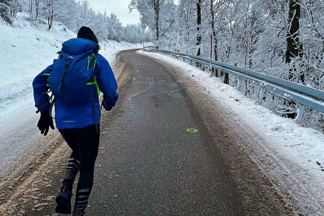 ber 12,2 Kilometer fhrt die Strecke ...uf den Gipfel von Waldkirchs Hausberg.  | Foto: Felix Lieschke-Salunkhe