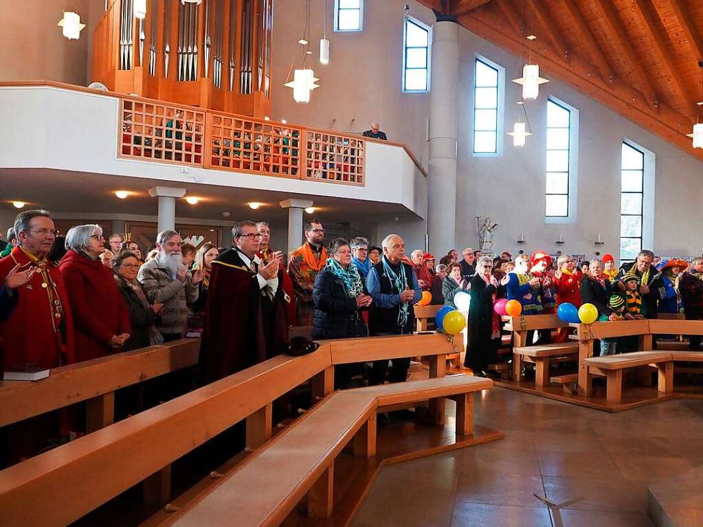 Zum Narrentreffen gehrte auch eine Narrenmesse in der Kirche St. Michael