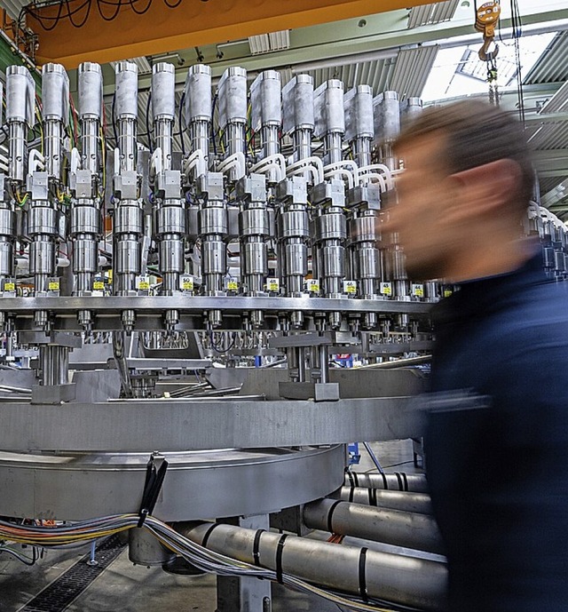 Der Maschinenbau ist eine Schlsselbranche.  | Foto: Armin Weigel (dpa)