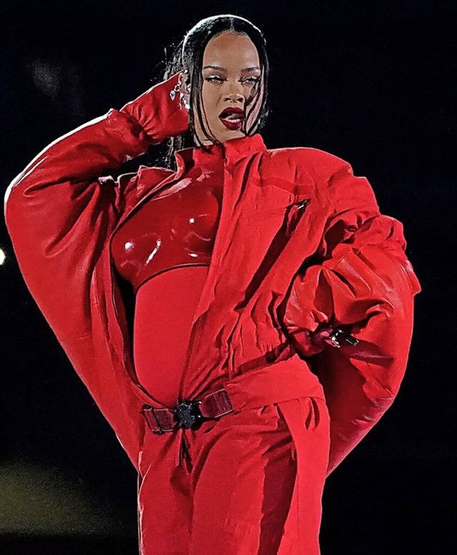 Rihanna beim Super Bowl  | Foto: TIMOTHY A. CLARY (AFP)