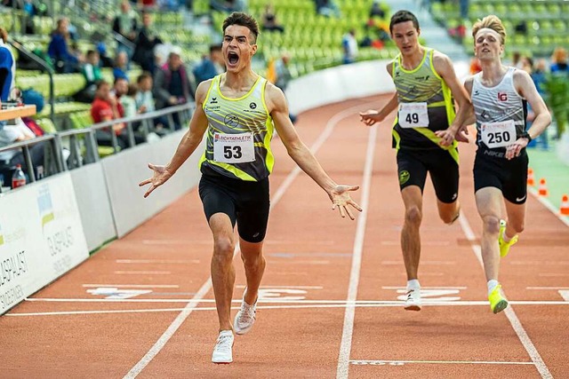 Jonas Weschle vom LAC Freiburg (von li...now (Dritter) und Finn Frey (Zweiter).  | Foto: IMAGO/BEAUTIFUL SPORTS/KJPeters