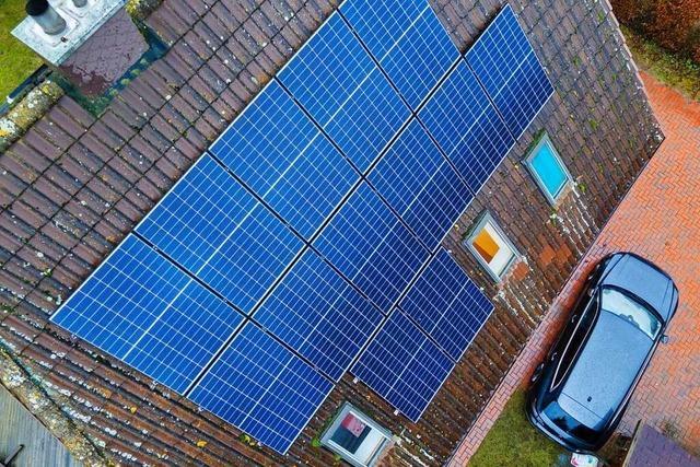 In Lörrach wird der Ruf nach mehr Photovoltaik und LED-Straßenbeleuchtung laut