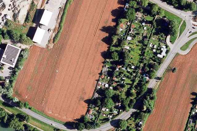 4,2 Hektar gro ist das Gewerbegebiet ...chen B 518 (oben) und Rheinuferstrae.  | Foto: Umweltplanung, Consulting & Services GmbH