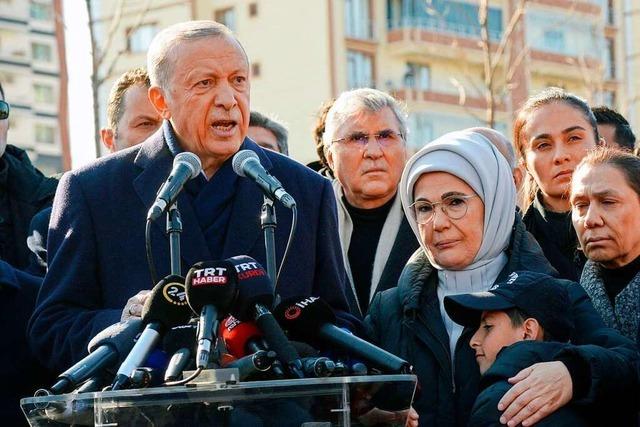 Das Erdbeben in der Türkei könnte zu Erdogans Zeitenwende werden