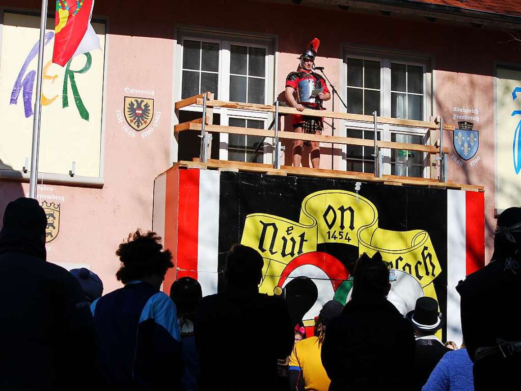 Breisachs Zunftrat am Rathaus