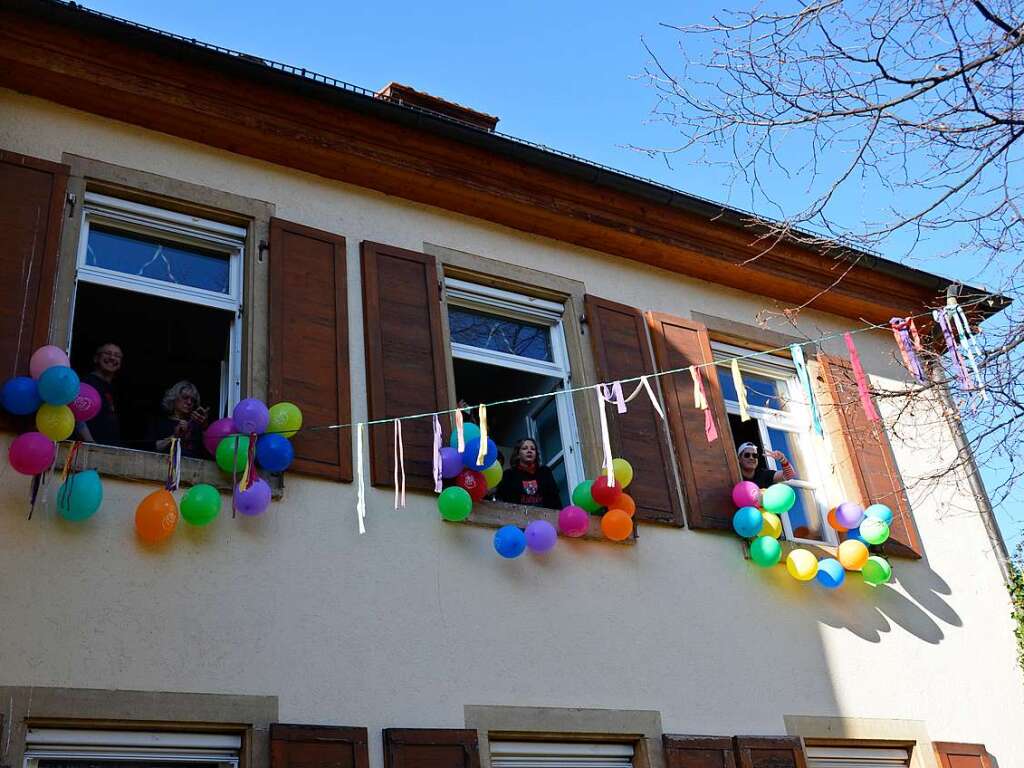 Irgendwann gingen die Fenster des Pfaffenweiler Rathauses auf …