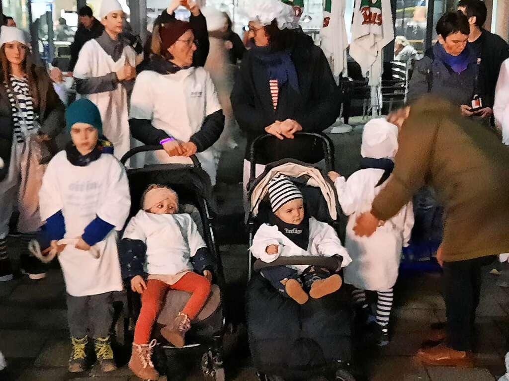 Impressionen vom Hemdglunki-Umzug in Efringen-Kirchen