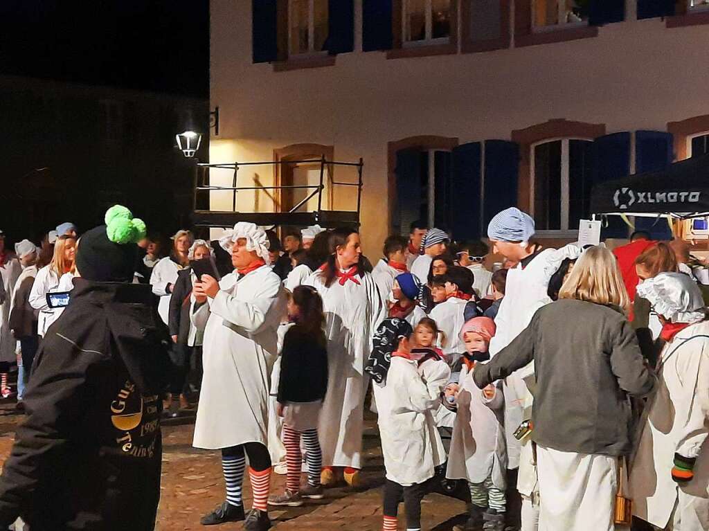 Auch in Teningen machten sich die Hemdglunker bereit, das Rathaus zu strmen.