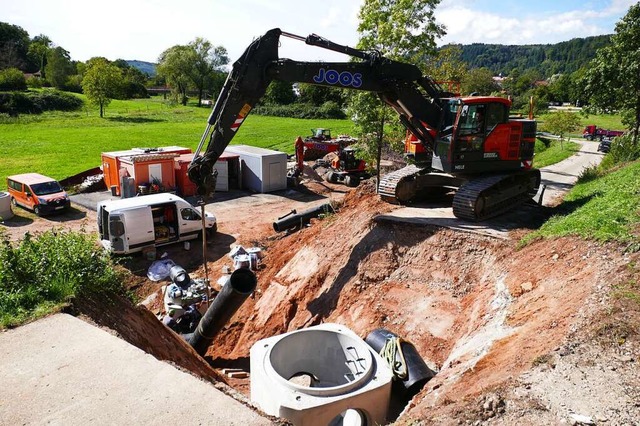 Die Baustelle zur Hangentwsserung in Eichen verzgert sich.  | Foto: Andr Hnig