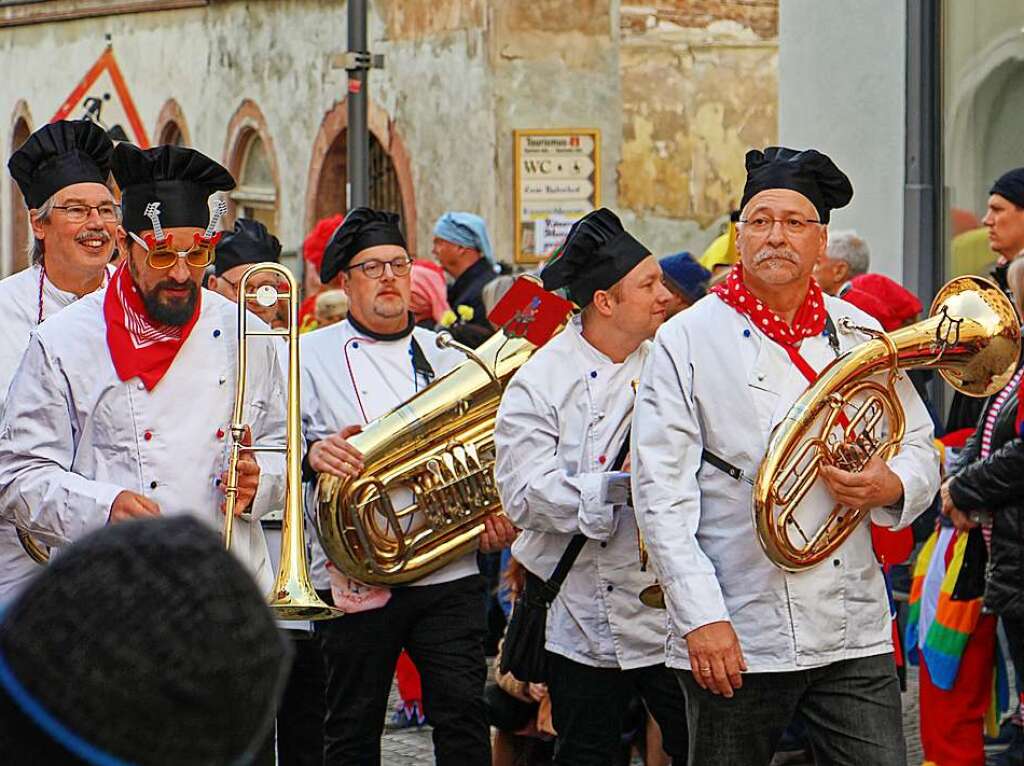 Musik durfte natrlich nicht fehlen beim Kinderumzug