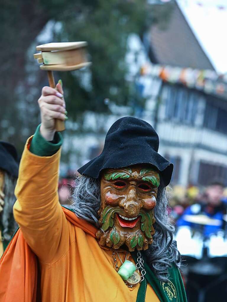 39 Gruppen verbreiten in Mnchweier am Fasentsonntag gute Laune.