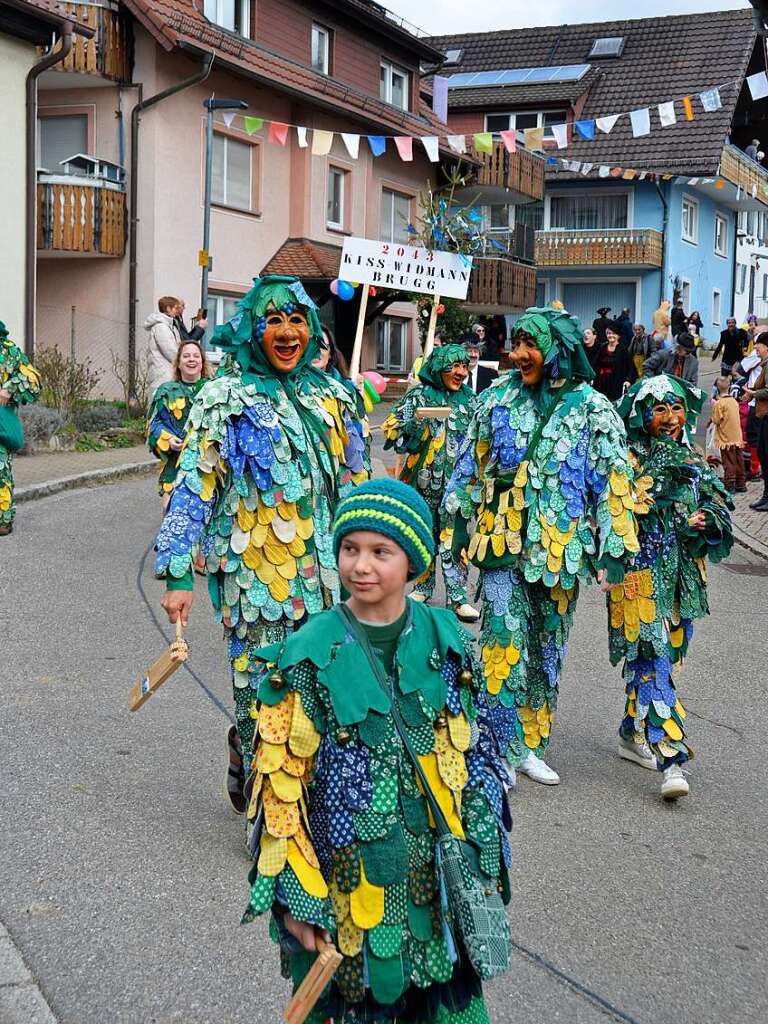 Hexen, Guggemusiker, Sportler, Hstrger – alle waren unterwegs beim Ebringer Umzug.