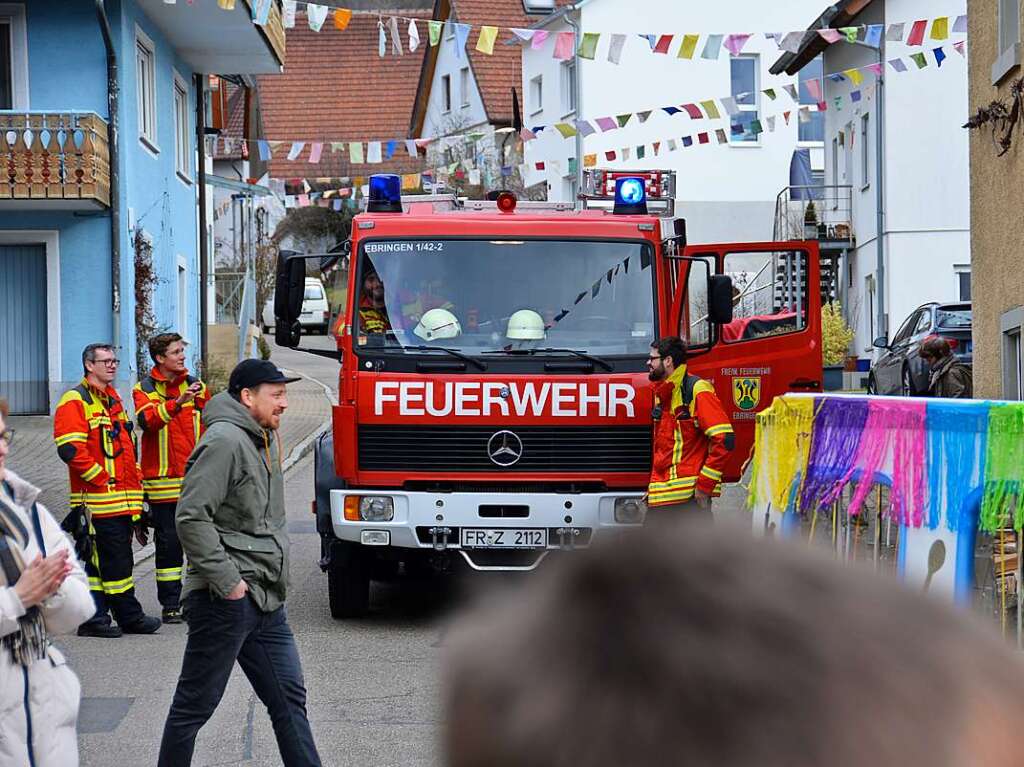 Hexen, Guggemusiker, Sportler, Hstrger – alle waren unterwegs beim Ebringer Umzug.