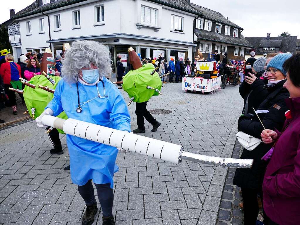 Eindrcke vom Wagenbauerumzug der Narrenzunft Hsemer Hasen in Husern.