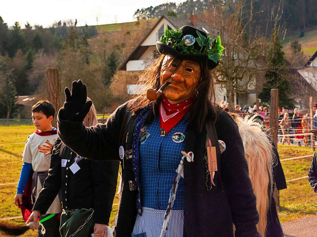 Ein Plattewieble auf dem Weg zur Kinderfasnet in Glottertal