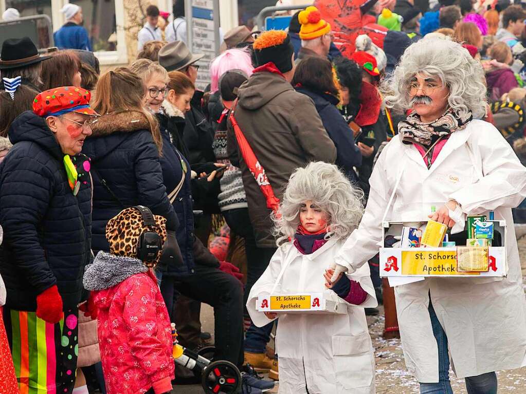 Die Teilnehmenden haben sich viel Mhe mit ihren Wagen und Kostmen gegeben.