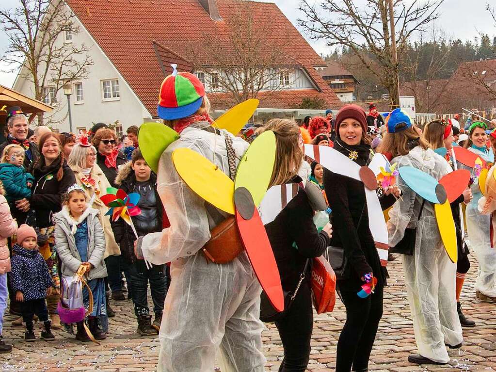 Die Teilnehmenden haben sich viel Mhe mit ihren Wagen und Kostmen gegeben.