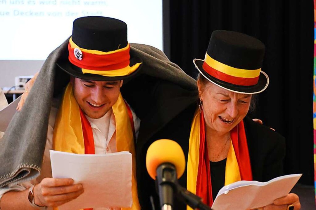 Matthias Lindemer und Christiane Cyper...ecken im Rotschrli unter einer Decke.  | Foto: Barbara Ruda