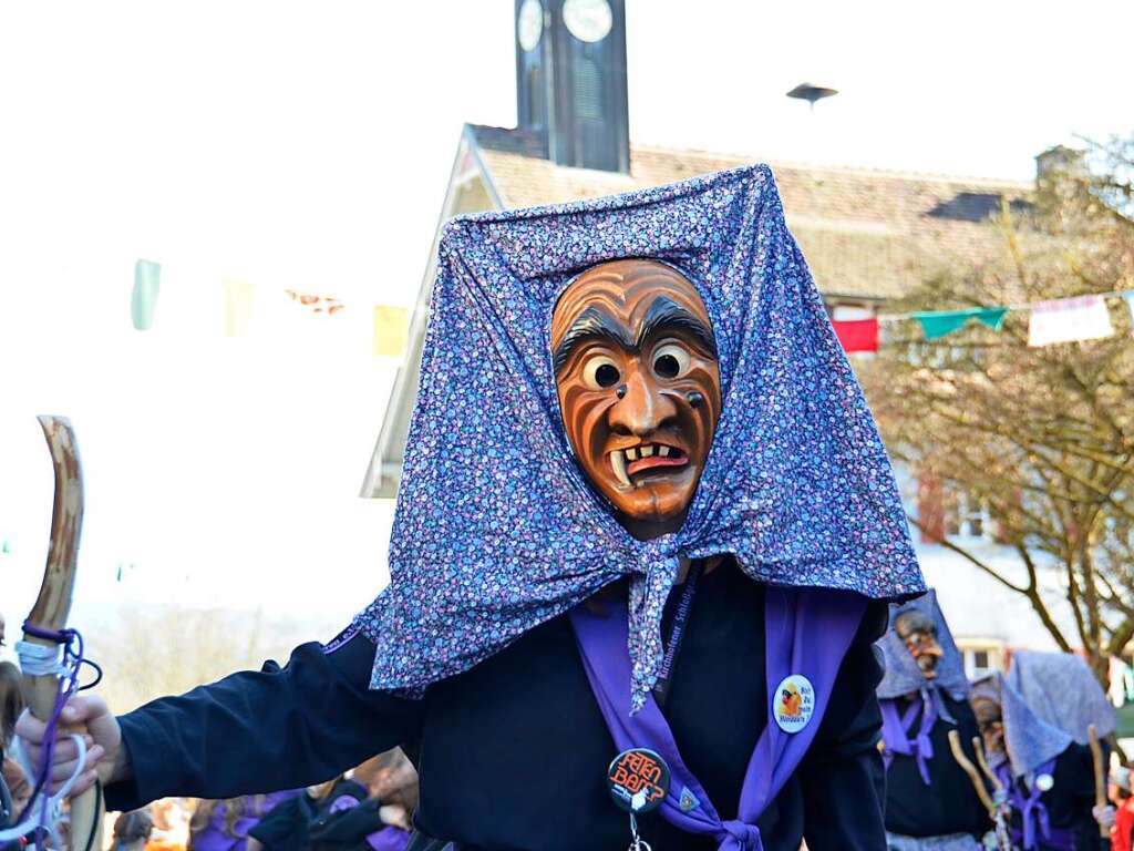 1000 Hstrger und 47 Gruppen waren beim Umzug der lberggeister Ehrenstetten am Rosenmontag dabei.