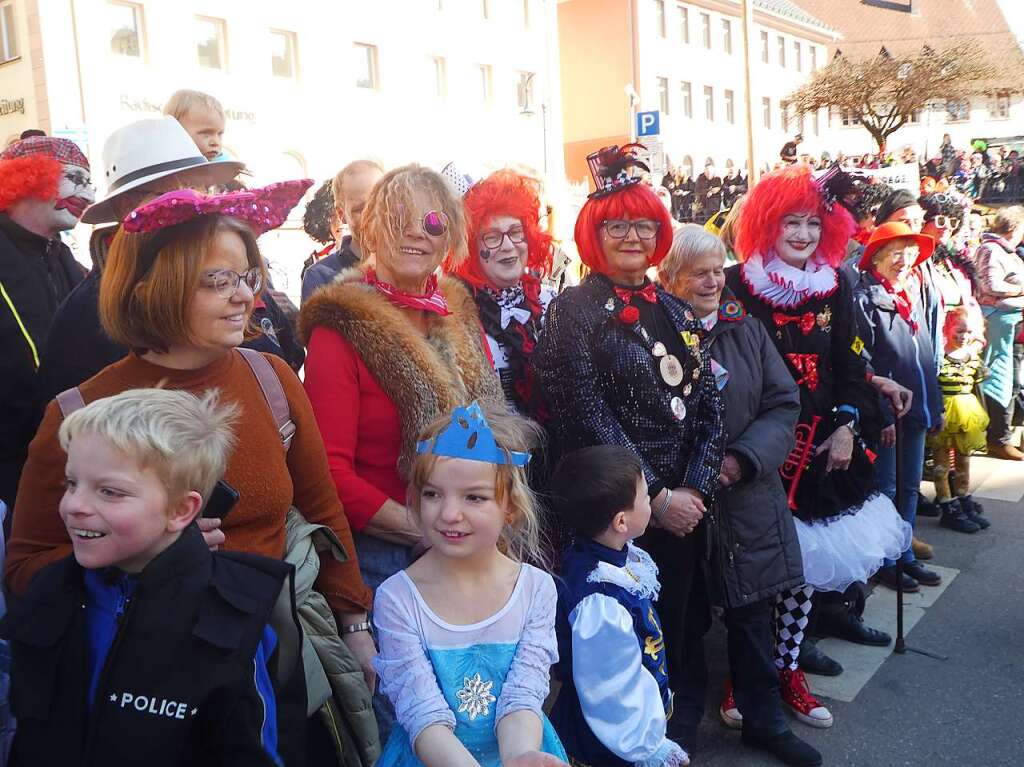 Hser, Musiken und Hexen: Eindrcke vom Fasnetmendig<?TrFug?>
umzug in Neustadt. So viel Publikum wie lange nicht mehr.