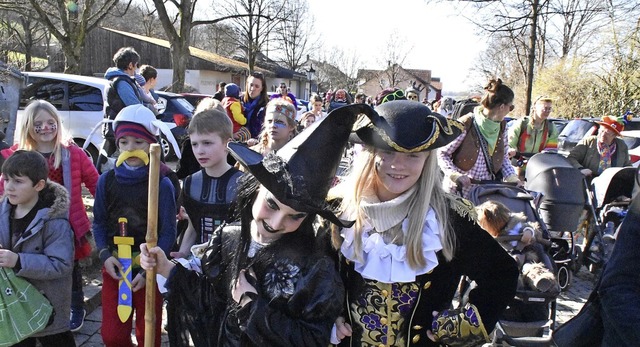 Bunt und frhlich geht es zu beim Kinderumzug in Inzlingen.   | Foto: Maja Tolsdorf