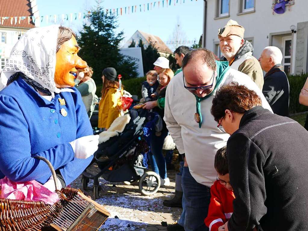 Hoch her geht es beim Ewattinger Umzug.