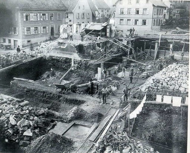 Neubau Haus Winterhalder: Hier sieht m...r Ecke Friedhofstrae/Schillerstrae.   | Foto: Archiv Roland weis