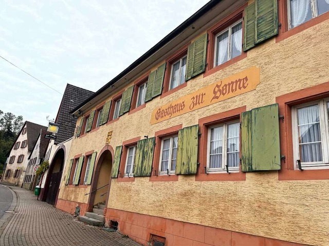 In dem ehemaligen Gasthaus in Merdinge...len bis zu 50 Geflchtete unterkommen.  | Foto: Mario Schneberg