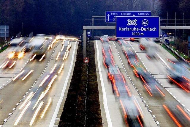 Staus, Baustellen, Tiere - Zahl der Verkehrswarnmeldungen steigt