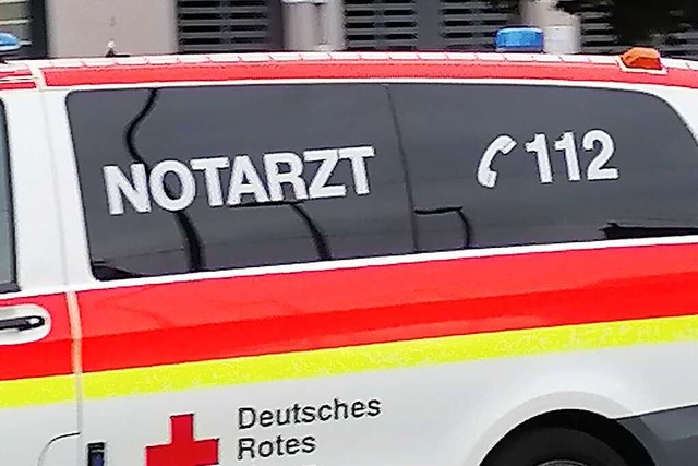 Nach der ersten Hilfe durch Rettungsdi...dfahrer ins Ortenau-Klinikum gebracht.  | Foto: Daniel Gramespacher