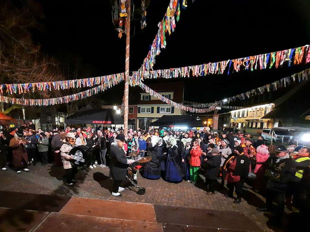 Guggenmonster und Schopffasnacht – so war der Buurefasnachtssamstag in Weil am Rhein.