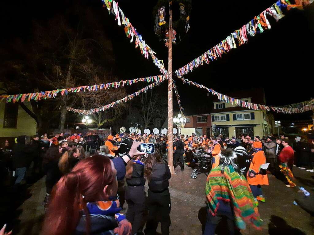 Guggenmonster und Schopffasnacht – so war der Buurefasnachtssamstag in Weil am Rhein.