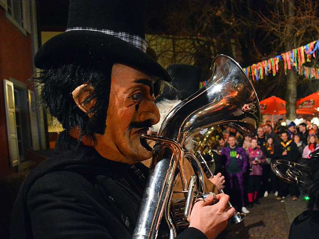 Guggenmonster und Schopffasnacht – so war der Buurefasnachtssamstag in Weil am Rhein.