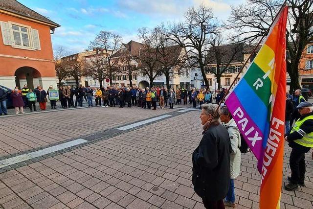 Bei einer Kundgebung in Schopfheim herrscht Einigkeit im Wunsch nach Frieden